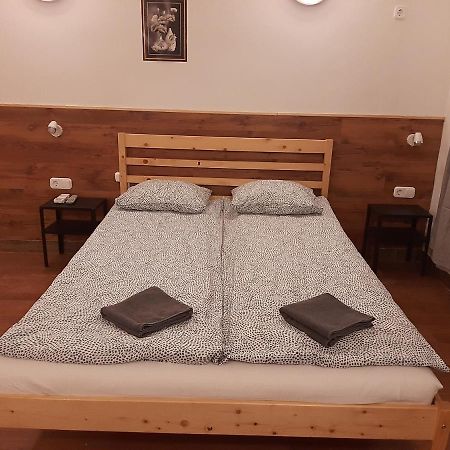 Apartman Vorosmarty Apartman Budapest Kültér fotó