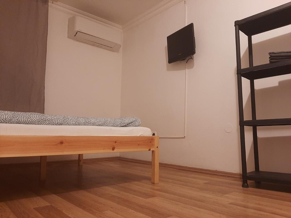 Apartman Vorosmarty Apartman Budapest Kültér fotó