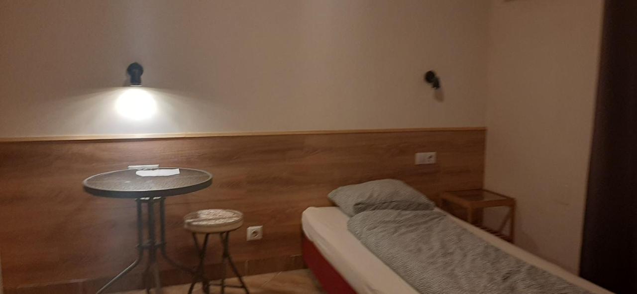 Apartman Vorosmarty Apartman Budapest Kültér fotó